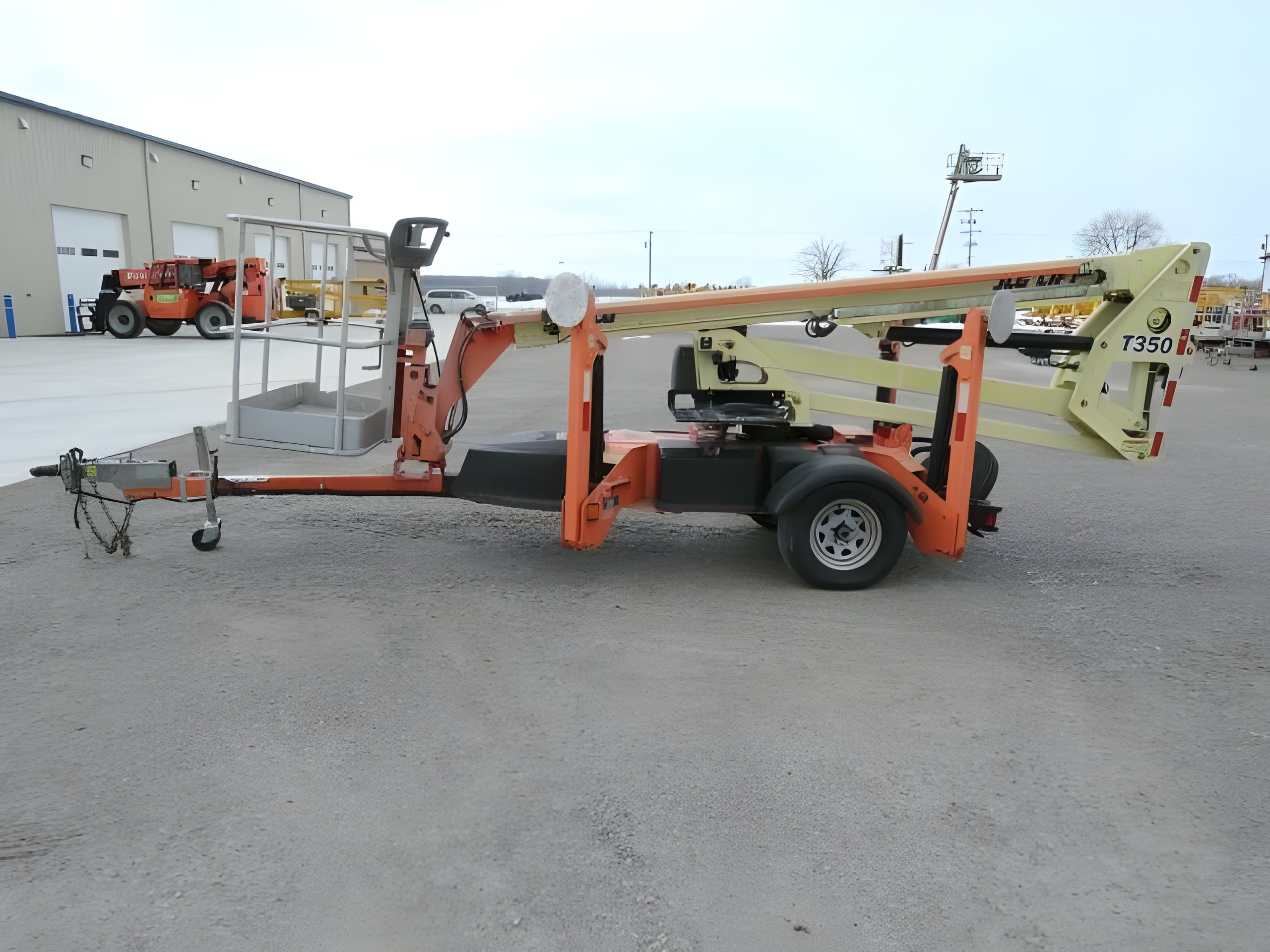 2018 JLG T350