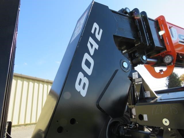 2025 SkyTrak 8042-9