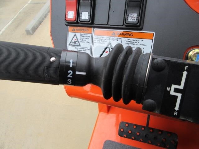 2025 SkyTrak 10054-33