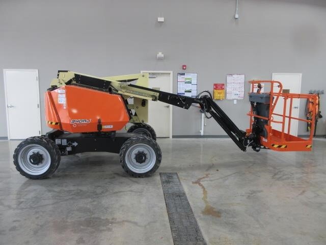 2025 JLG 340AJ-5