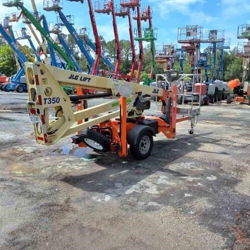 2018 JLG T350-4