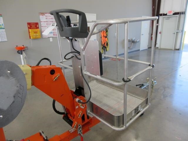 2024 JLG T350-8