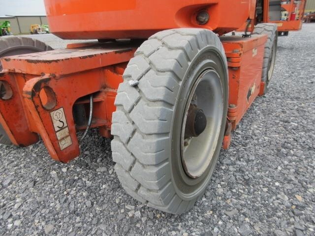 2015 JLG E300AJP-10