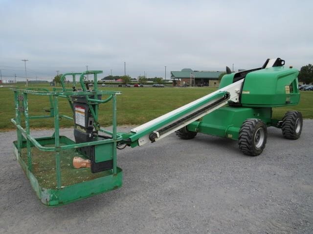 2015 JLG 400S-2