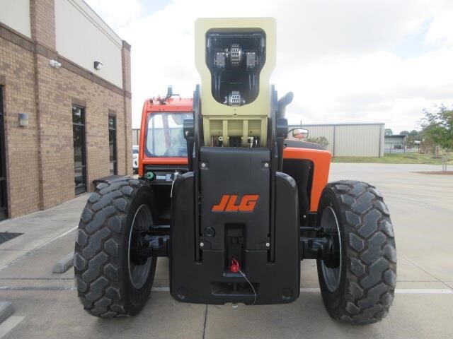 2025 JLG 1055-7