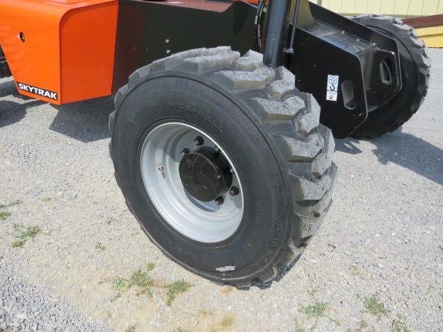 2025 SkyTrak 6042-11