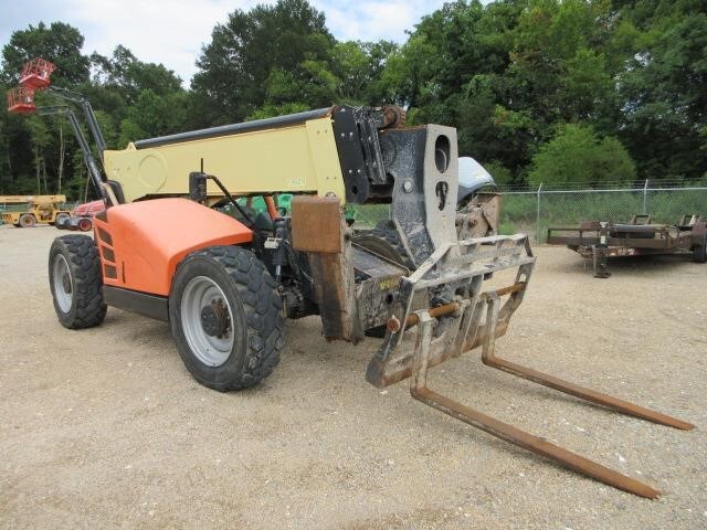 2017 JLG 1255-2