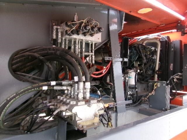 2017 Snorkel TB86J-13