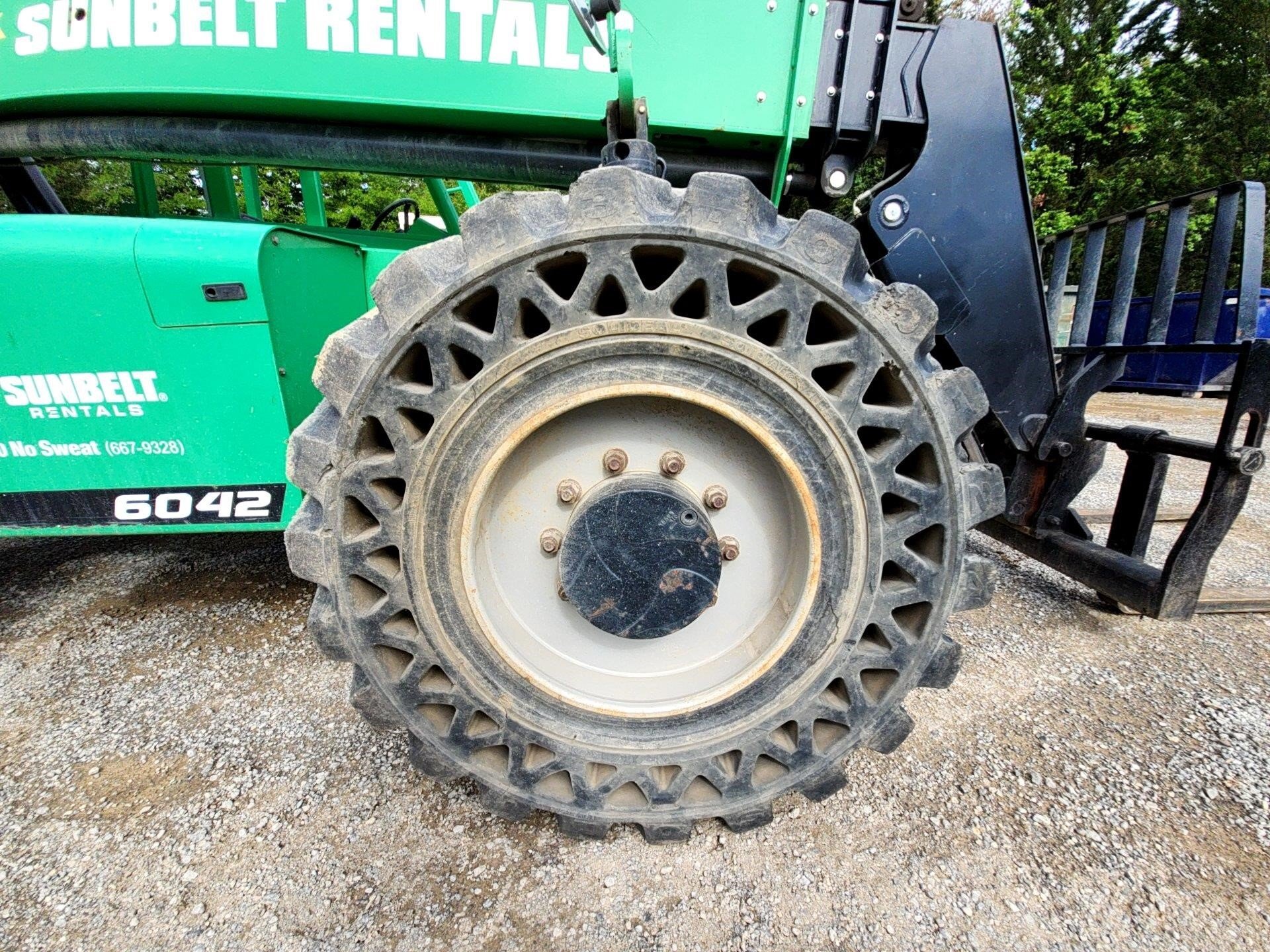 2016 SkyTrak 6042-10