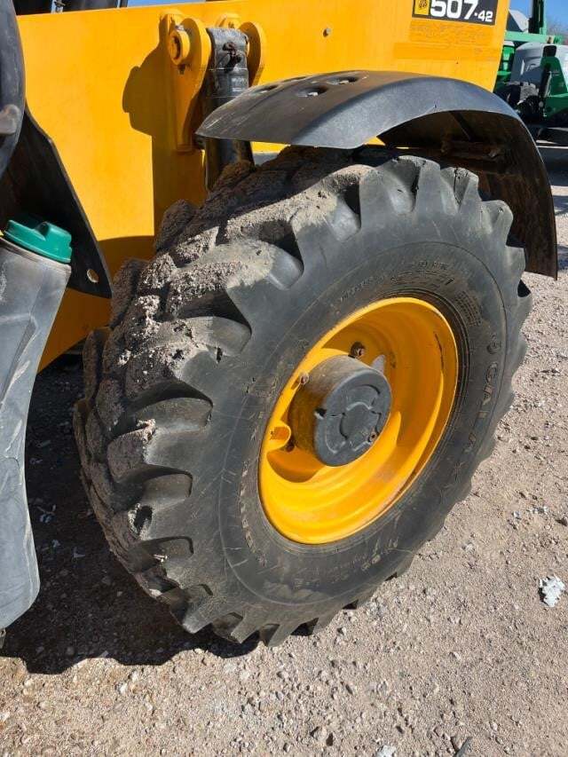 2017 JCB 507-42-17