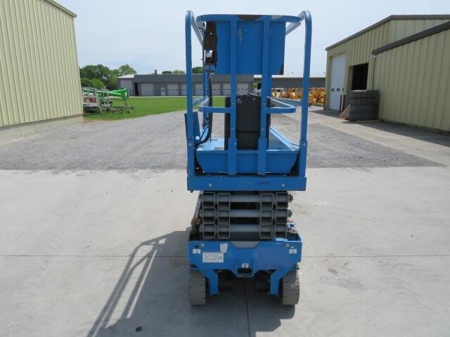 2018 Genie GS1330M-3