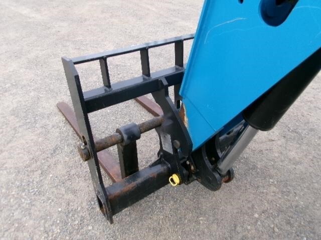 2022 Genie GTH-1056-6