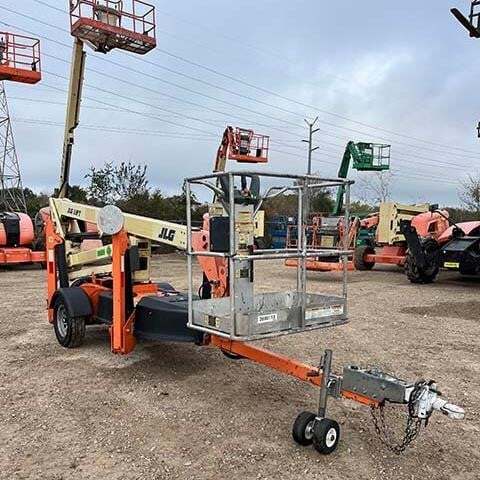 2018 JLG T350-7