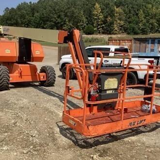 2018 JLG 800AJ-2