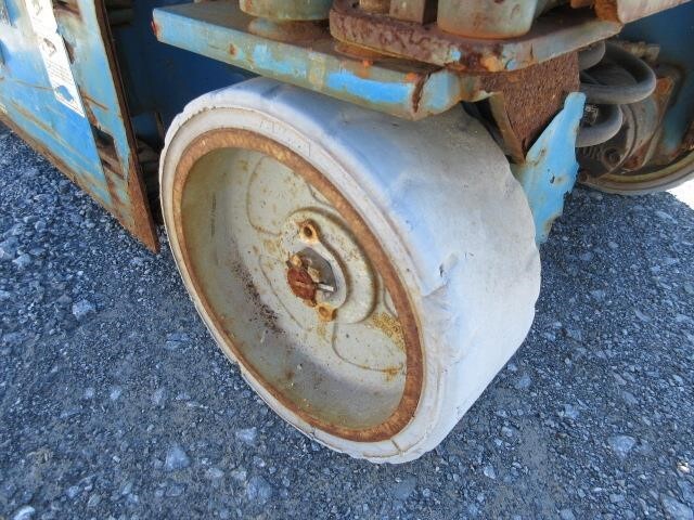 2014 Genie GS-1930-8