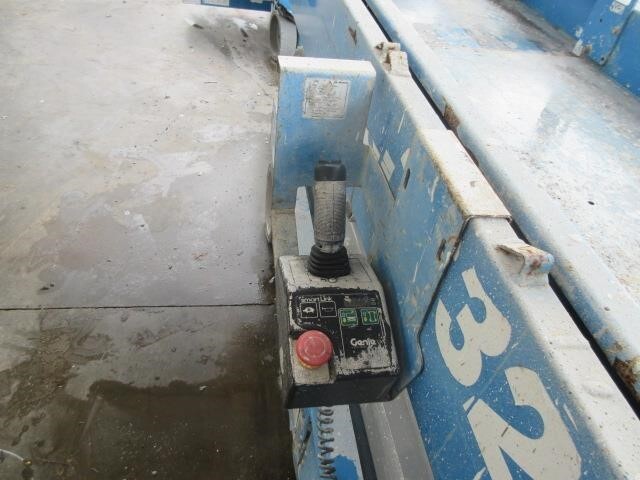 2017 Genie GS-2632-12