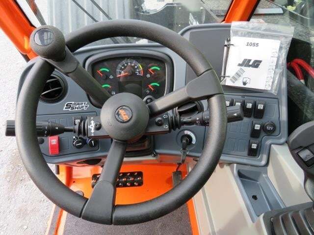 2025 JLG 1055-18