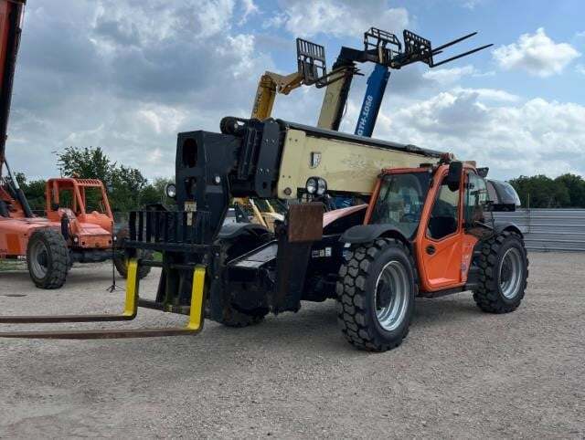 2016 JLG 1255-2