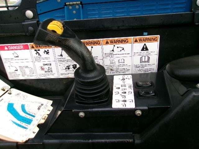 2022 Genie GTH-1056-19