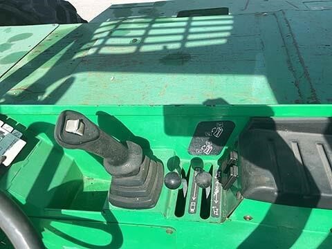 2017 SkyTrak 10054-25