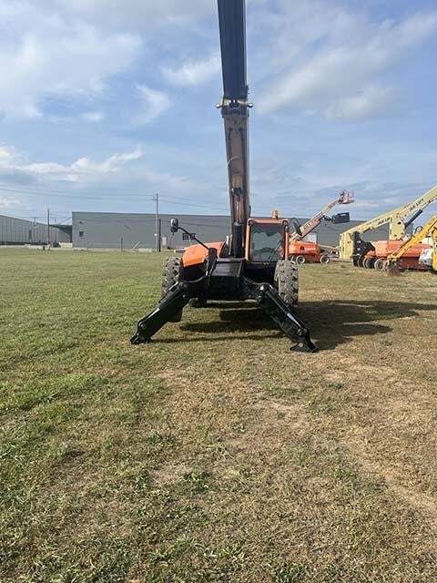 2019 JLG 1055-15