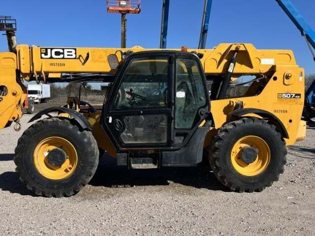 2017 JCB 507-42-3