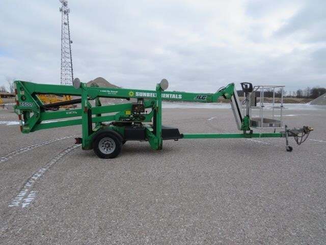 2017 JLG T500J-2