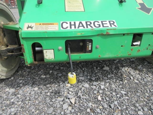 2015 JLG E400AJPN-17