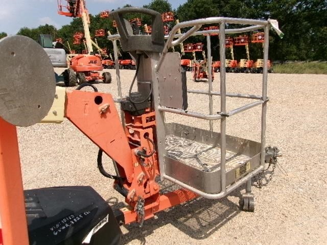 2018 JLG T350-9