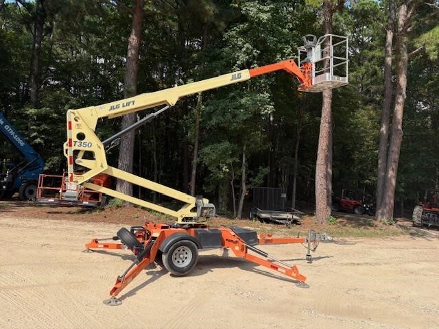 2018 JLG T350-12