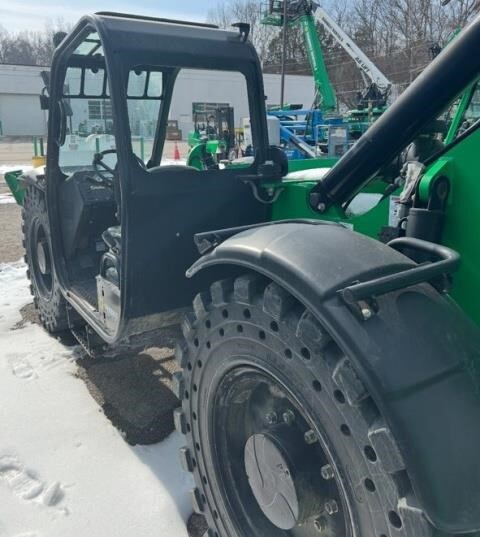 2016 Genie GTH-1056-2