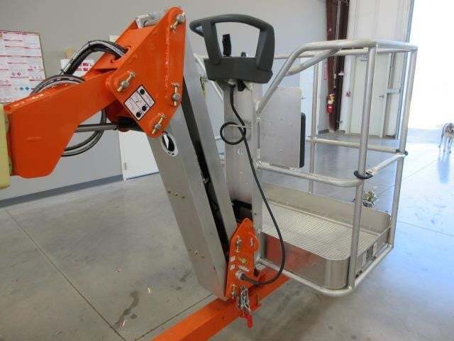 2024 JLG T500J-10
