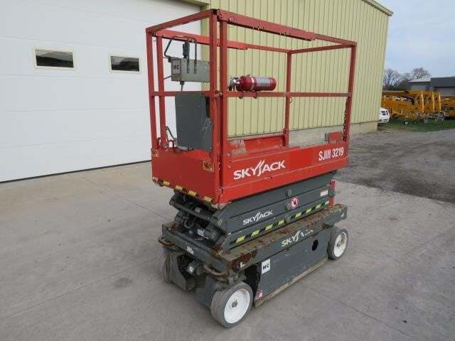 2019 Skyjack SJ3219-8