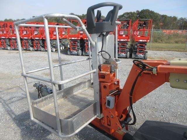 2018 JLG T350-8
