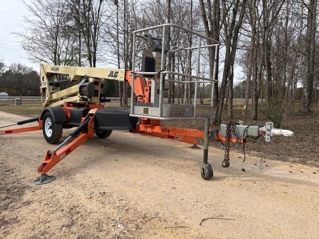 2018 JLG T350-4