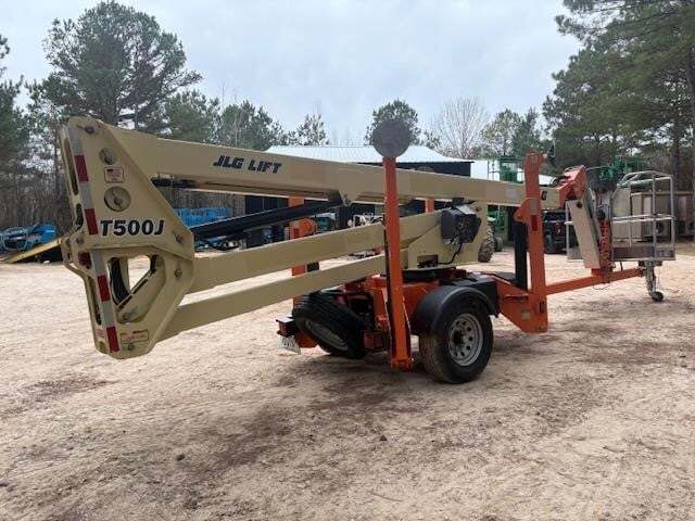 2018 JLG T500J-4