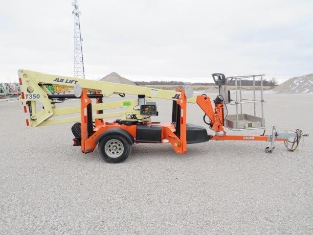 2019 JLG T350-5