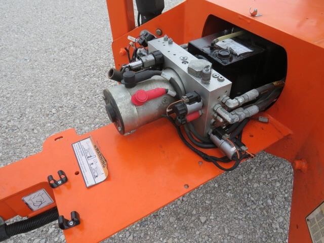 2019 JLG T350-20