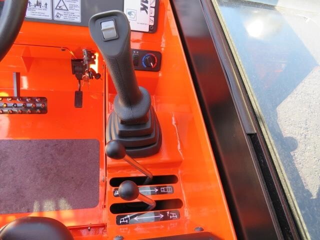 2025 SkyTrak 8042-21