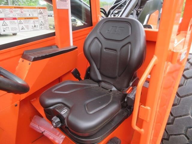 2025 SkyTrak 8042-21