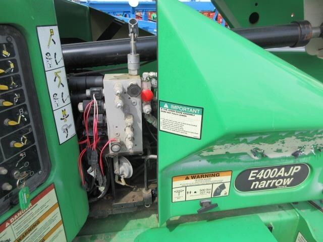 2015 JLG E400AJPN-16