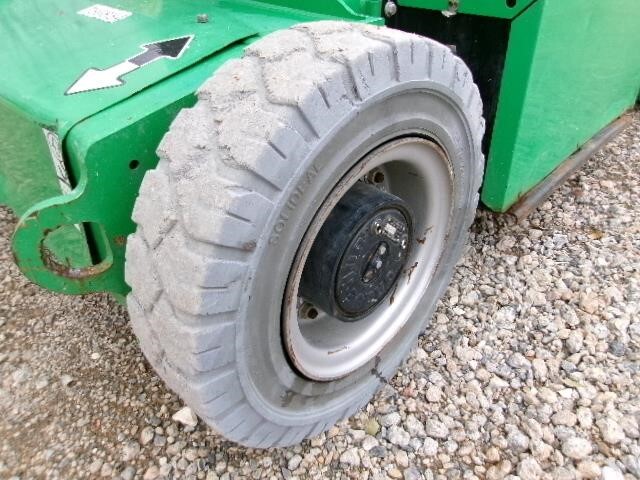 2015 JLG E400AJPN-12