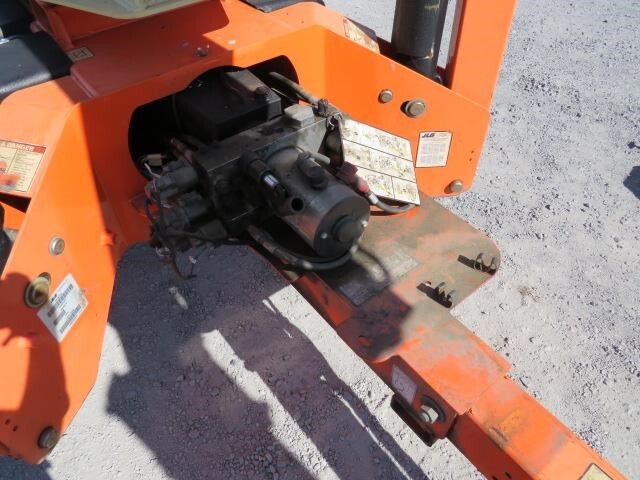 2018 JLG T500J-21