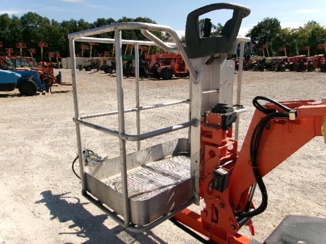 2018 JLG T350-10