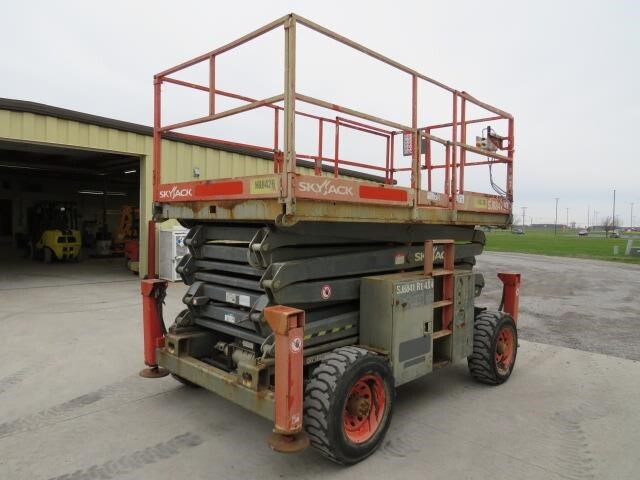 2014 Skyjack SJ8841 RT-4