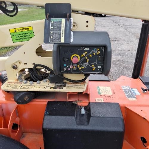 2018 JLG T350-13