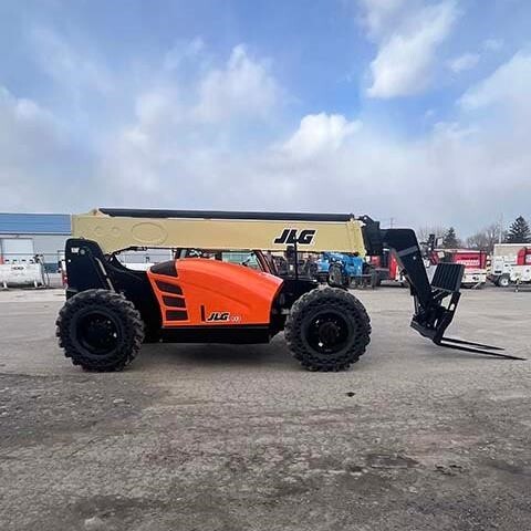 2018 JLG 943-5