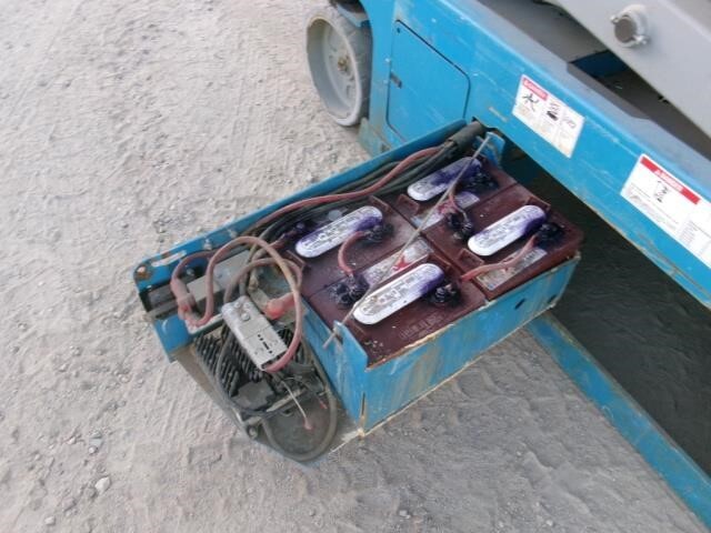 2017 Genie GS-2632-6