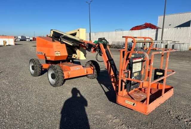 2018 JLG 340AJ-2
