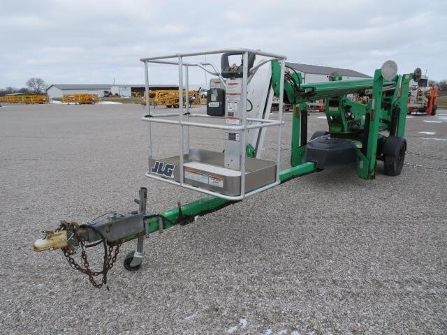 2017 JLG T500J-13